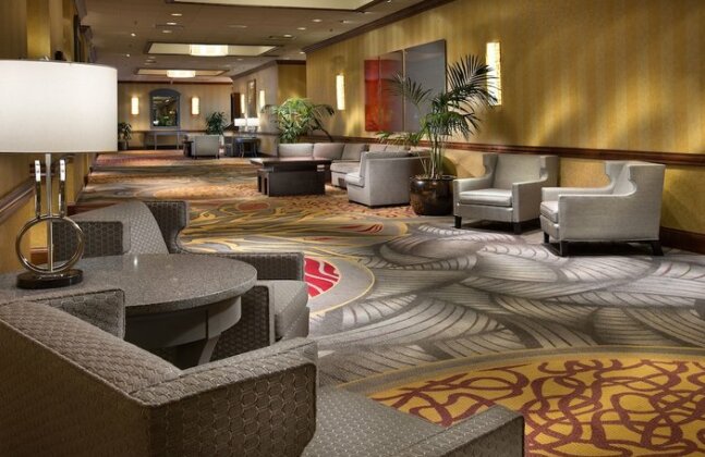 DoubleTree by Hilton Chicago Alsip - Photo4