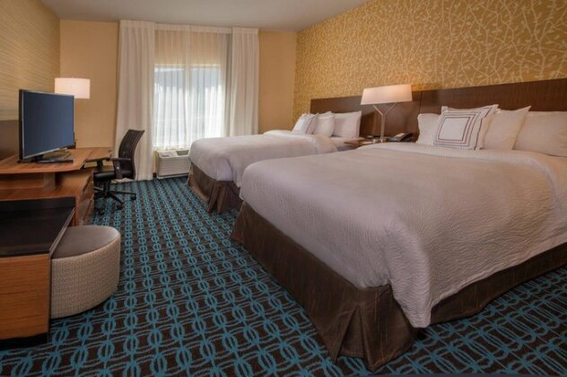 Fairfield Inn & Suites by Marriott Altoona - Photo2