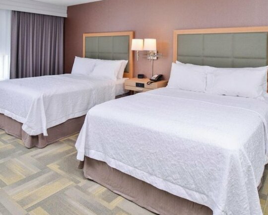 Hampton Inn and Suites Altoona-Des Moines by Hilton - Photo3