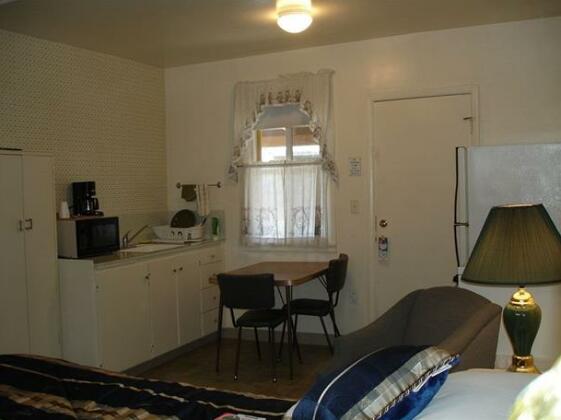 Essex Motel - Photo5