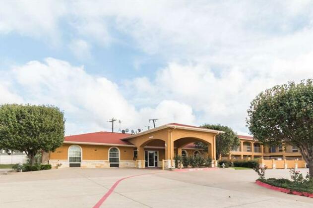 Motel 6 Alvarado TX - Photo2