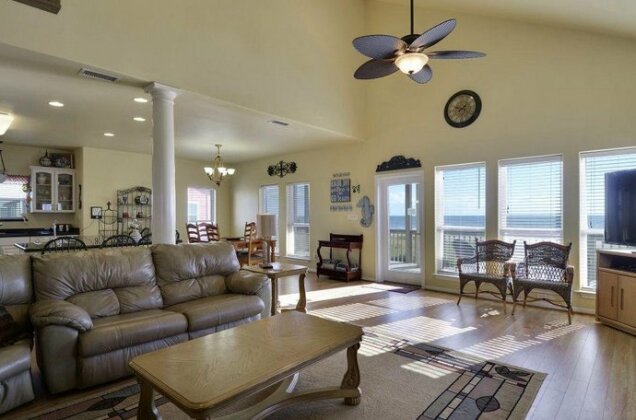 Bishop's Beach Home - Photo5