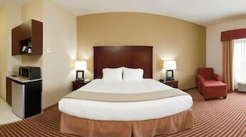 Holiday Inn Express Hotel & Suites Amarillo South - Photo4