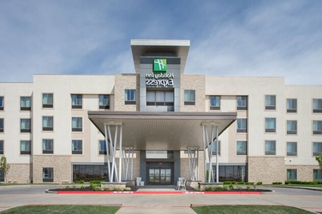 Holiday Inn Express Hotel & Suites Amarillo West - Photo2