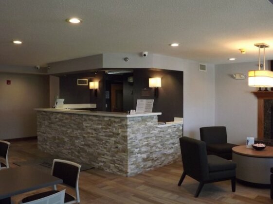 MICROTEL Inn and Suites - Ames - Photo5