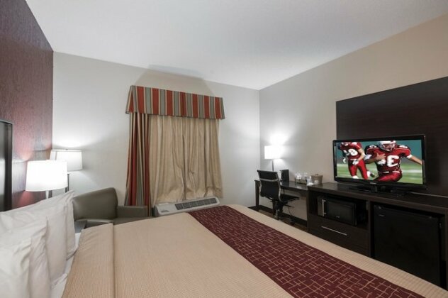 Red Roof Inn Ames - Photo5