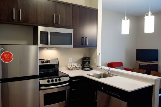 TownePlace Suites by Marriott Ames - Photo2