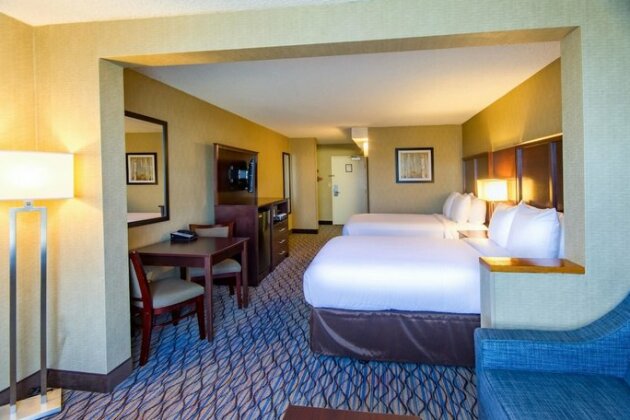 Clarion Hotel Anaheim Resort - Photo5