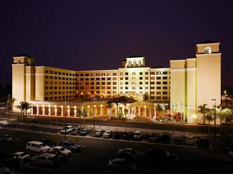DoubleTree Suites By Hilton Anaheim Resort/Convention Center - Photo2