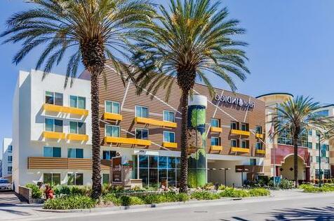 Hotel Indigo Anaheim - Photo4