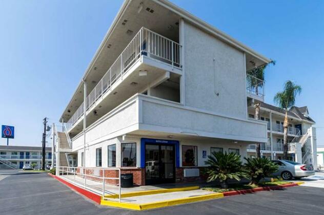 Motel 6 Anaheim - Fullerton East - Photo5