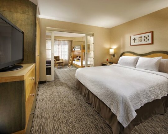 Portofino Inn and Suites Anaheim Hotel - Photo5