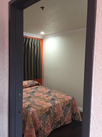 Welcome Inn & Suites Anaheim - Photo3