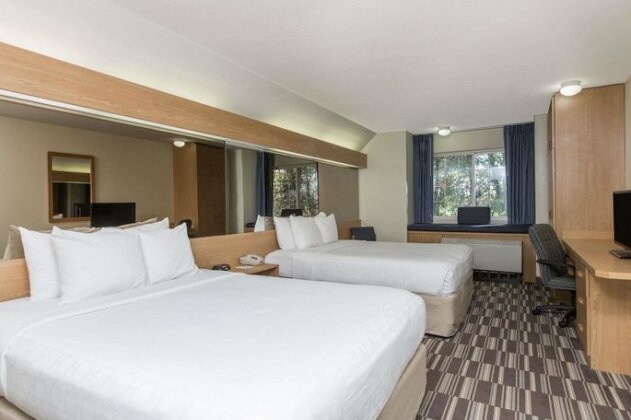 Microtel Inn & Suites by Wyndham Anchorage Airport - Photo2