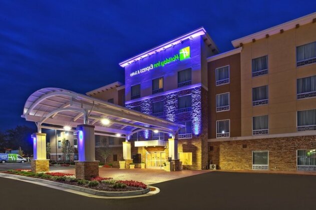 Holiday Inn Express Hotel & Suites Ann Arbor West