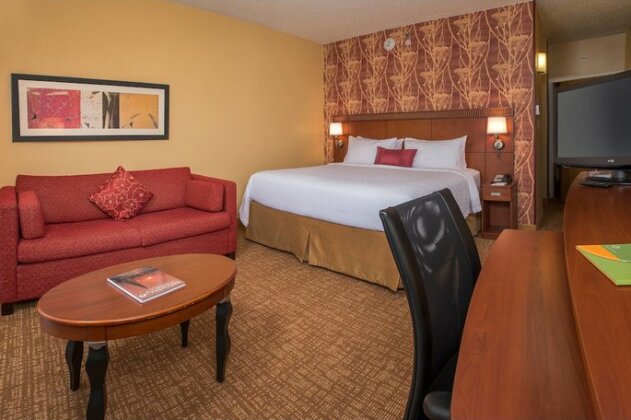 Courtyard by Marriott Annapolis - Photo5