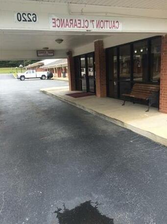 Knights Inn and Suites Anniston Oxford - Photo4
