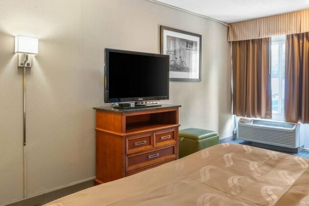 Quality Inn & Suites Apex - Photo3