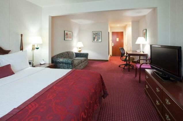 Grand Stay Hotel & Suites Appleton - Photo5