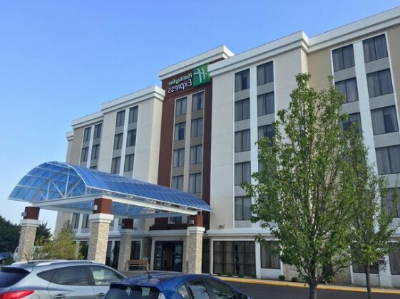 Holiday Inn Express Chicago NW - Arlington Heights
