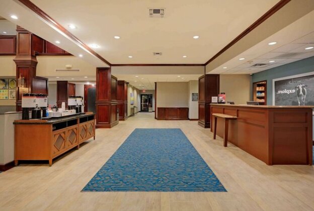 Hampton Inn & Suites Dallas-Arlington-South - Photo4