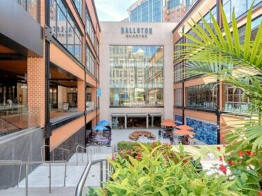 National at Ballston Place