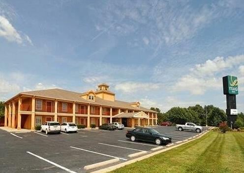 SureStay Plus Hotel by Best Western Asheboro - Photo2