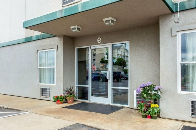 Rodeway Inn & Suites near Outlet Mall - Asheville - Photo3