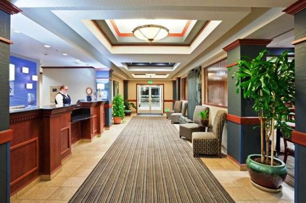 Holiday Inn Express Hotel & Suites Ashland Ashland - Photo3