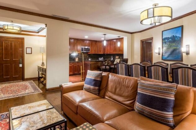 The Ritz-Carlton Aspen 3 Bedroom Luxury Residence Club Condo - Photo3