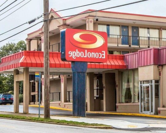 Econo Lodge Airport Atlanta - Photo2