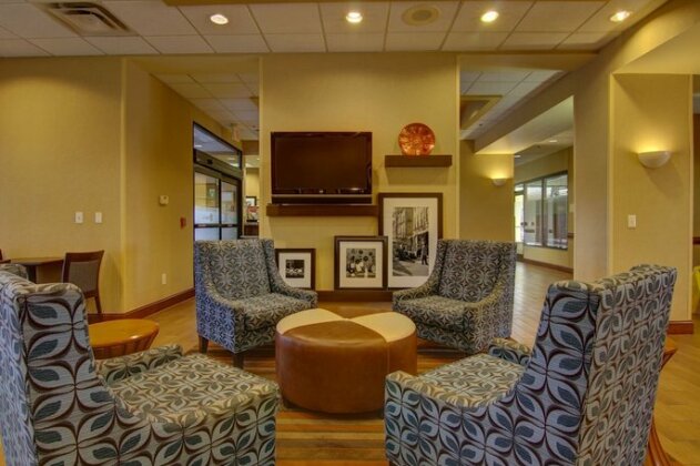 Hampton Inn & Suites Atlanta-Galleria - Photo4