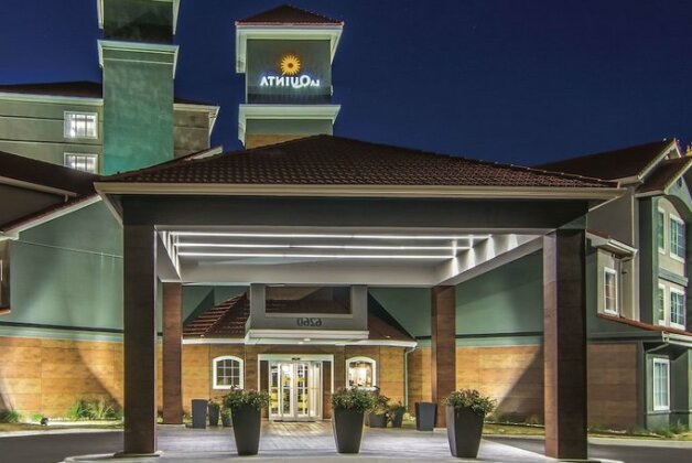 La Quinta Inn & Suites Atlanta Perimeter Medical Center