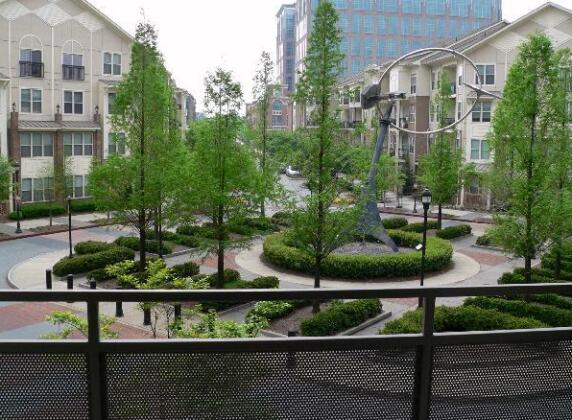Oakwood Apartments Atlanta - Photo2