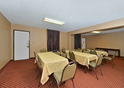 M Star Hotel Atmore - Photo3