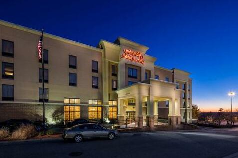 Hampton Inn & Suites Augusta West - Photo2