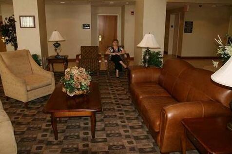 Hampton Inn & Suites Augusta West - Photo4