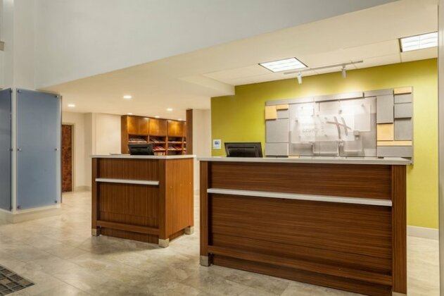 Holiday Inn Express & Suites Augusta West - Ft Gordon Area - Photo4