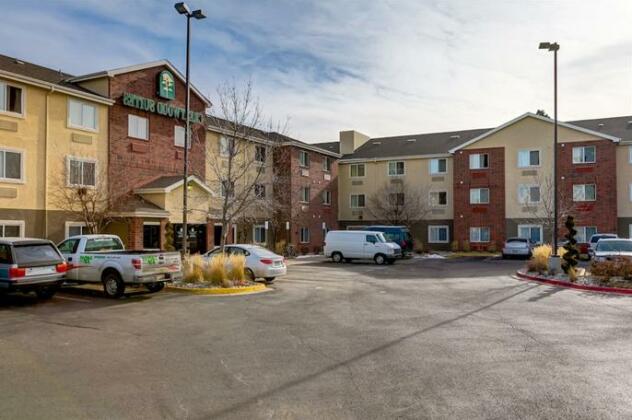 InTown Suites Extended Stay Denver/Aurora I-225 - Photo2