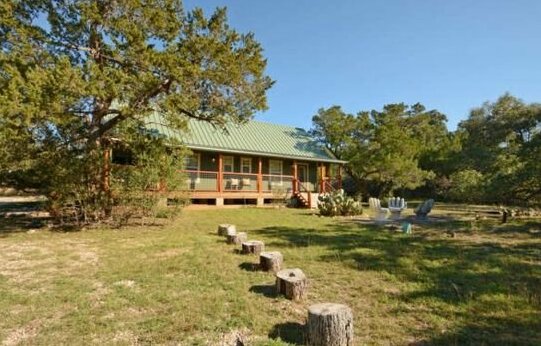 7 Br 8 Acre South Austin Multi Home Retreat By Redawning