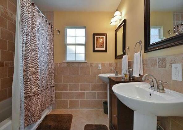 East Austin Home by TurnKey Vacation Rentals - Photo2