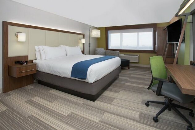 Holiday Inn Express & Suites Austin NW - Four Points - Photo5