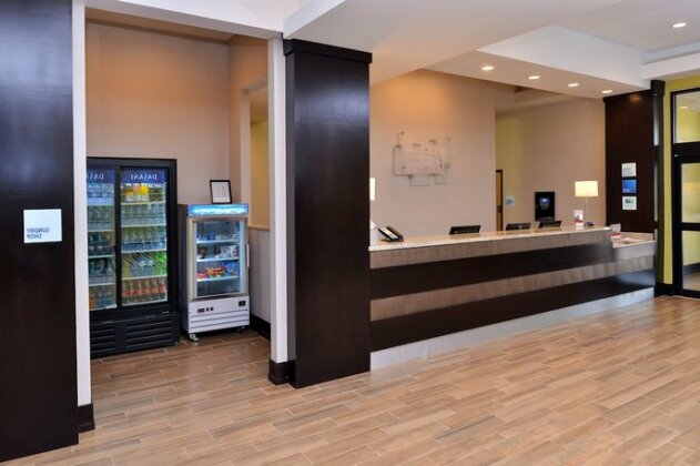 Holiday Inn Express & Suites Austin South - Photo5