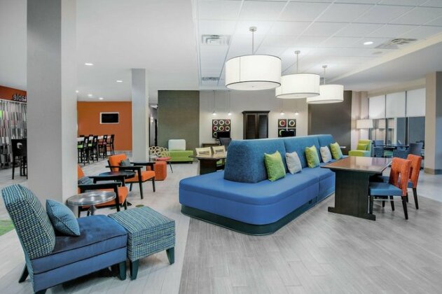 Home2 Suites By Hilton Austin Airport - Photo4