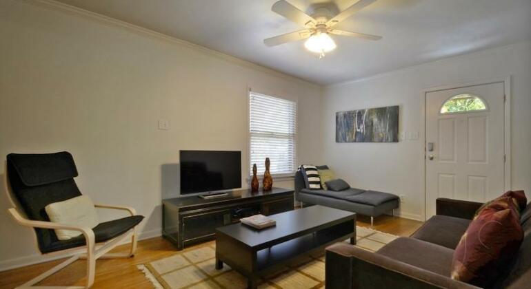 Hyde Park Home by TurnKey Vacation Rentals - Photo3