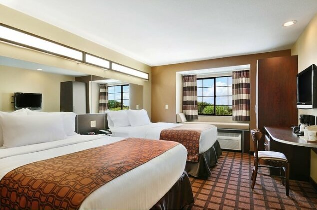 Microtel Inn & Suites by Wyndham Austin Airport - Photo5