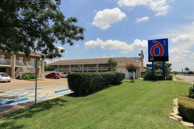 Motel 6 Austin Central - South/University of Texas - Photo4
