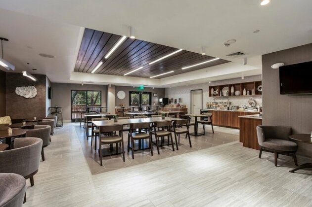 SpringHill Suites by Marriott Austin Northwest/The Domain Area - Photo2