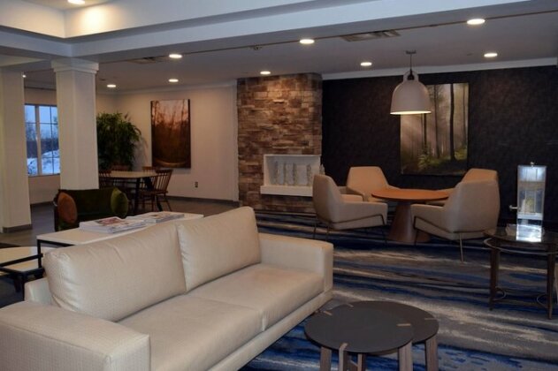 Fairfield Inn and Suites Youngstown Austintown - Photo3
