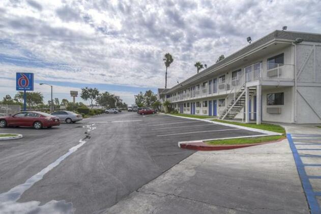 Motel 6 Los Angeles - Baldwin Park - Photo3